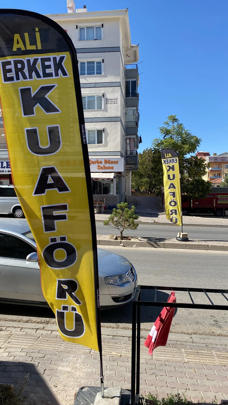 erkek-kuaforu-yelken-bayragi-23